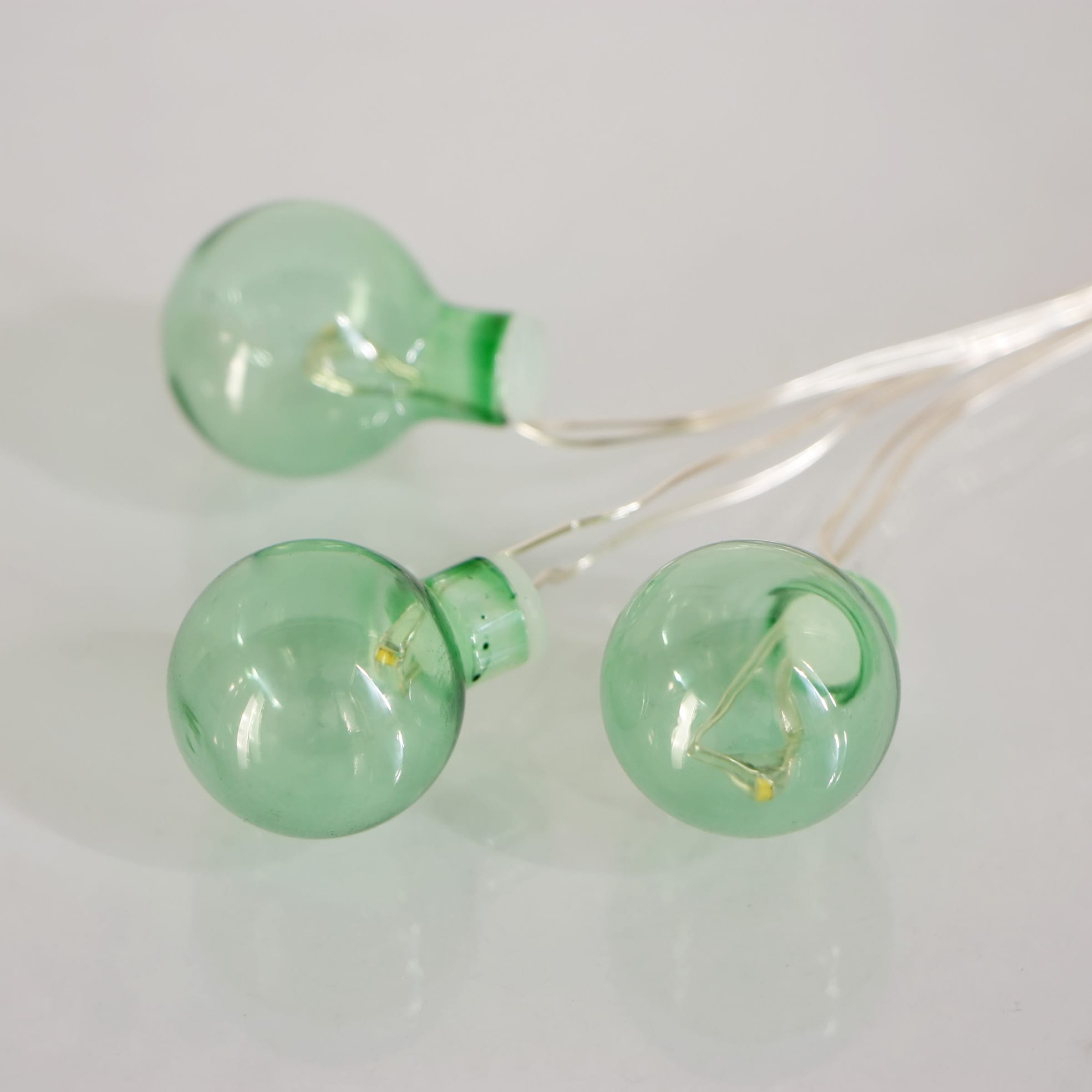 Prepainted Aluminum Roll Holiday String Light -
SMD SL inside Bulb-SMD MYHH67498-RGB-1 – Zhongxin detail pictures