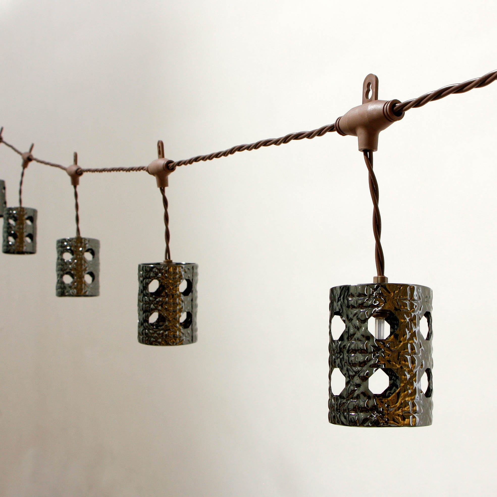 Corrugated Pre-Painted Steel Strip Solar Decoration Lights -
Metal Covers MYHH02175-UL(C) – Zhongxin detail pictures