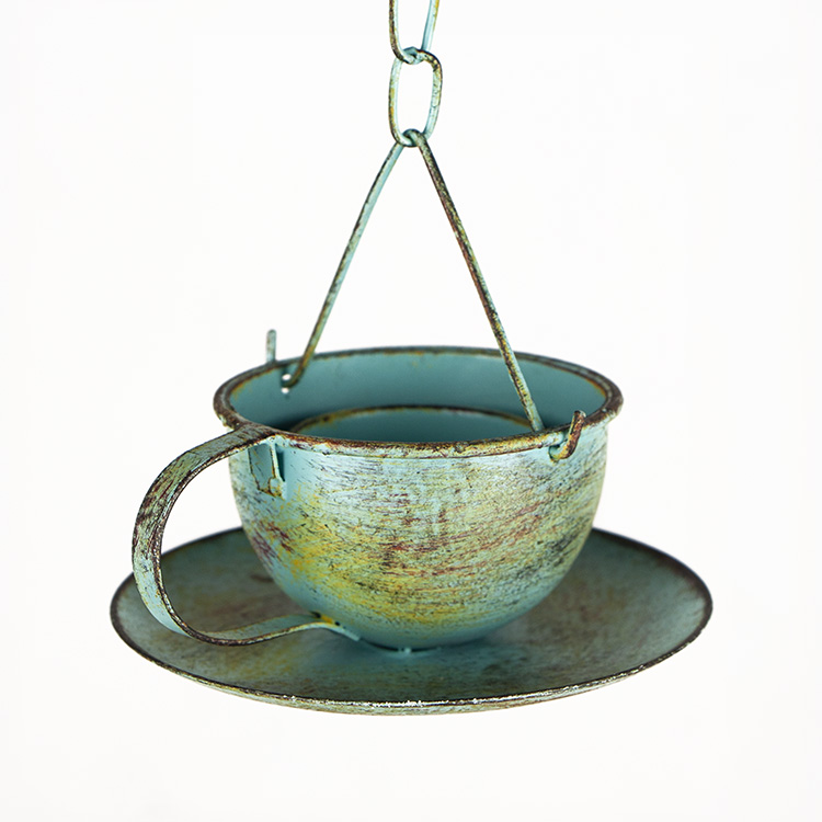 https://www.zhongxinlighting.com/products/table-top-hanging-decor-lights/solar-tea-light-danglers/