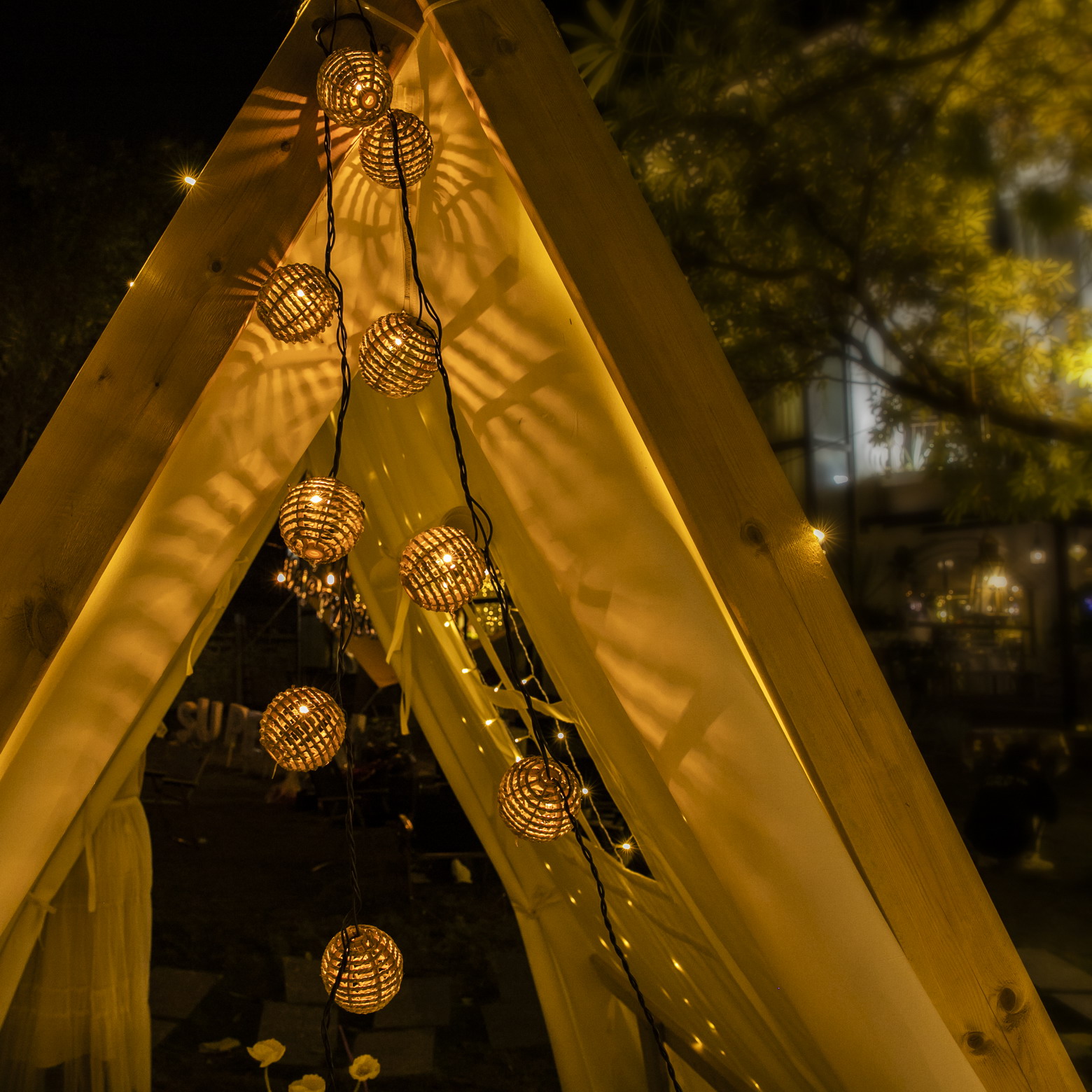 Solar Rattan Ball String Lights