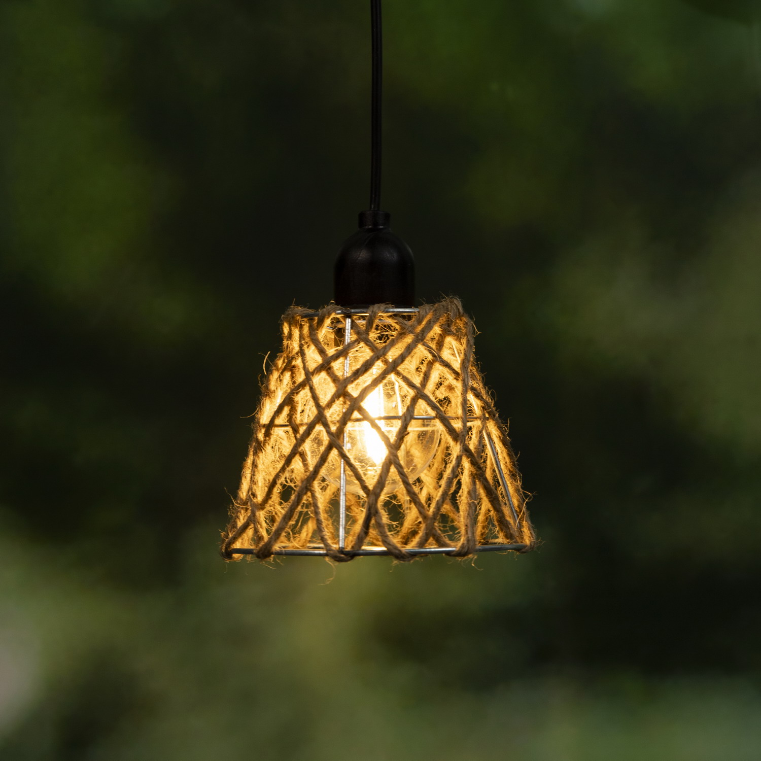 Woven Hemp Rope Pendant light