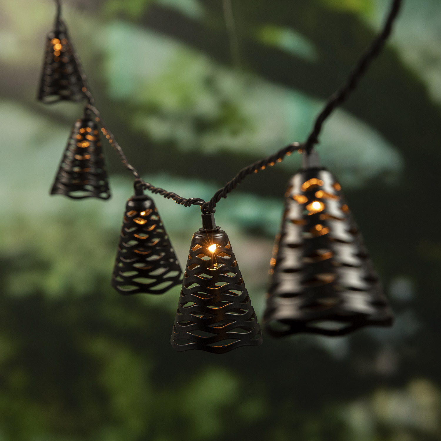 novelty outdoor string lights