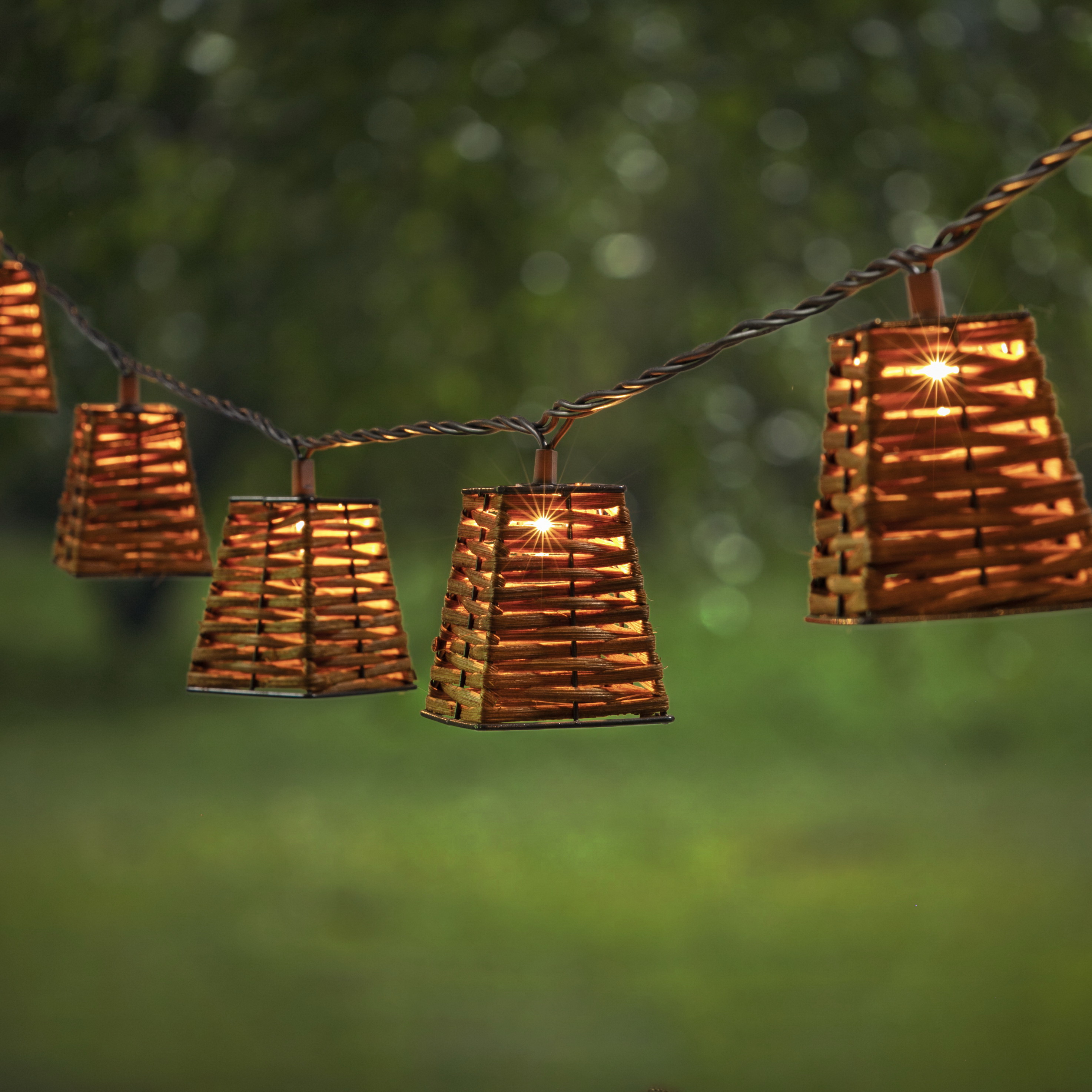 Laternenlicht aus Rattan