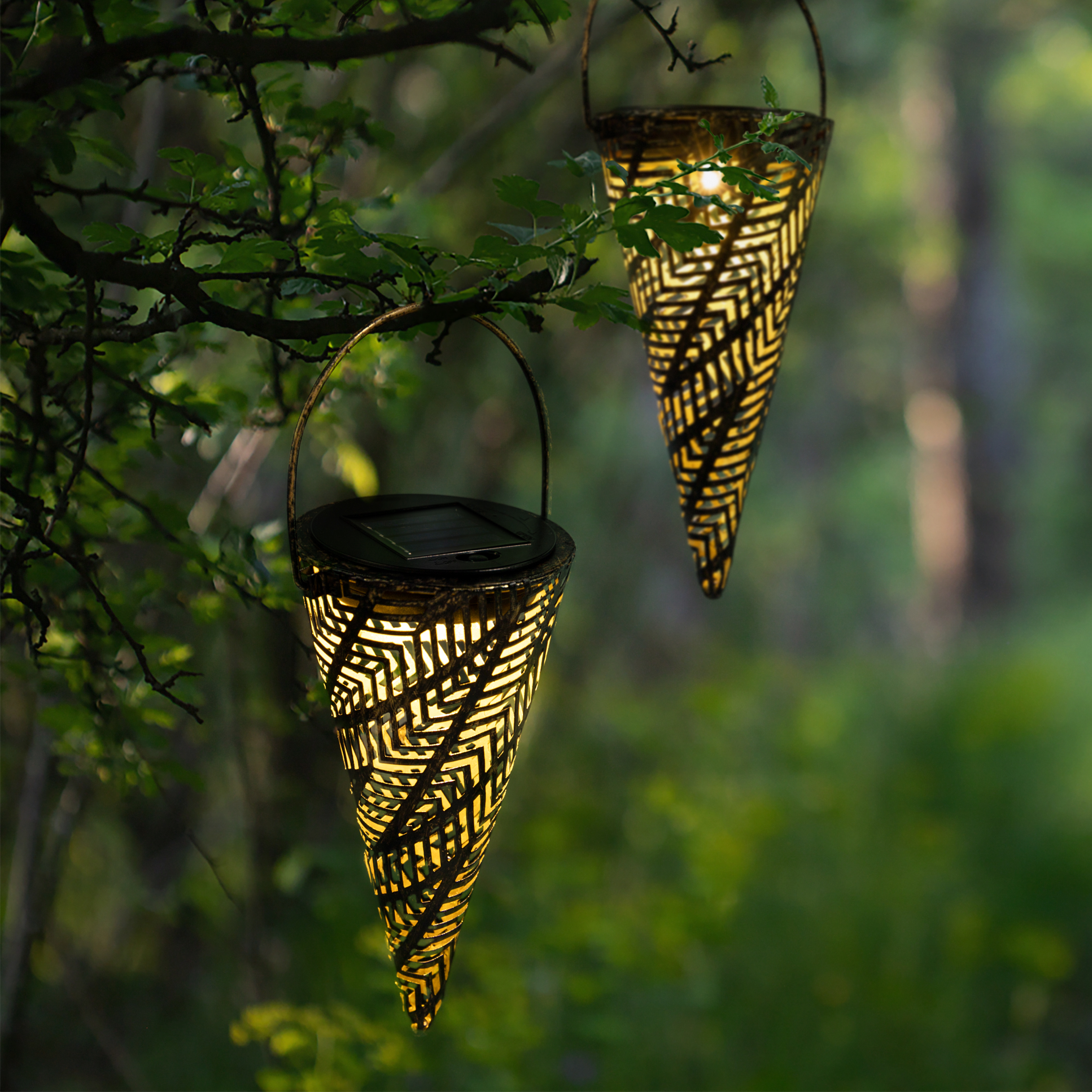 solar hanging lantern light